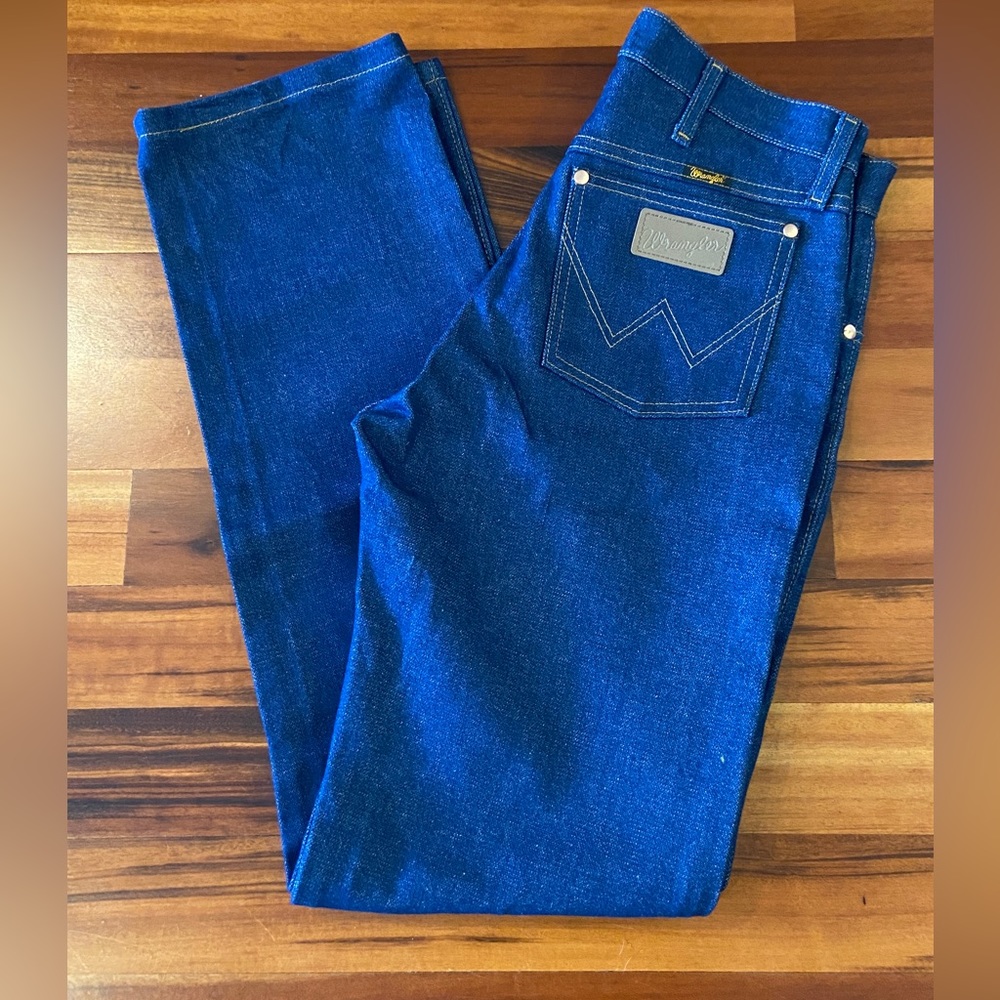Wrangler men's jeans 30 x 33 Cowboy Cut